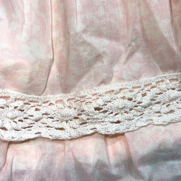 Squareneck Tiered Midi Dress. - Picture 6 of 11